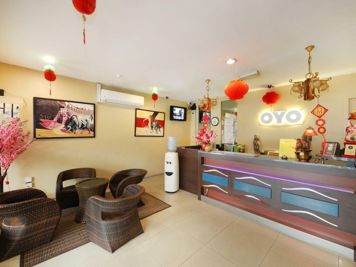 Oyo 434 Marbella Hotel Джохор-Бару Экстерьер фото